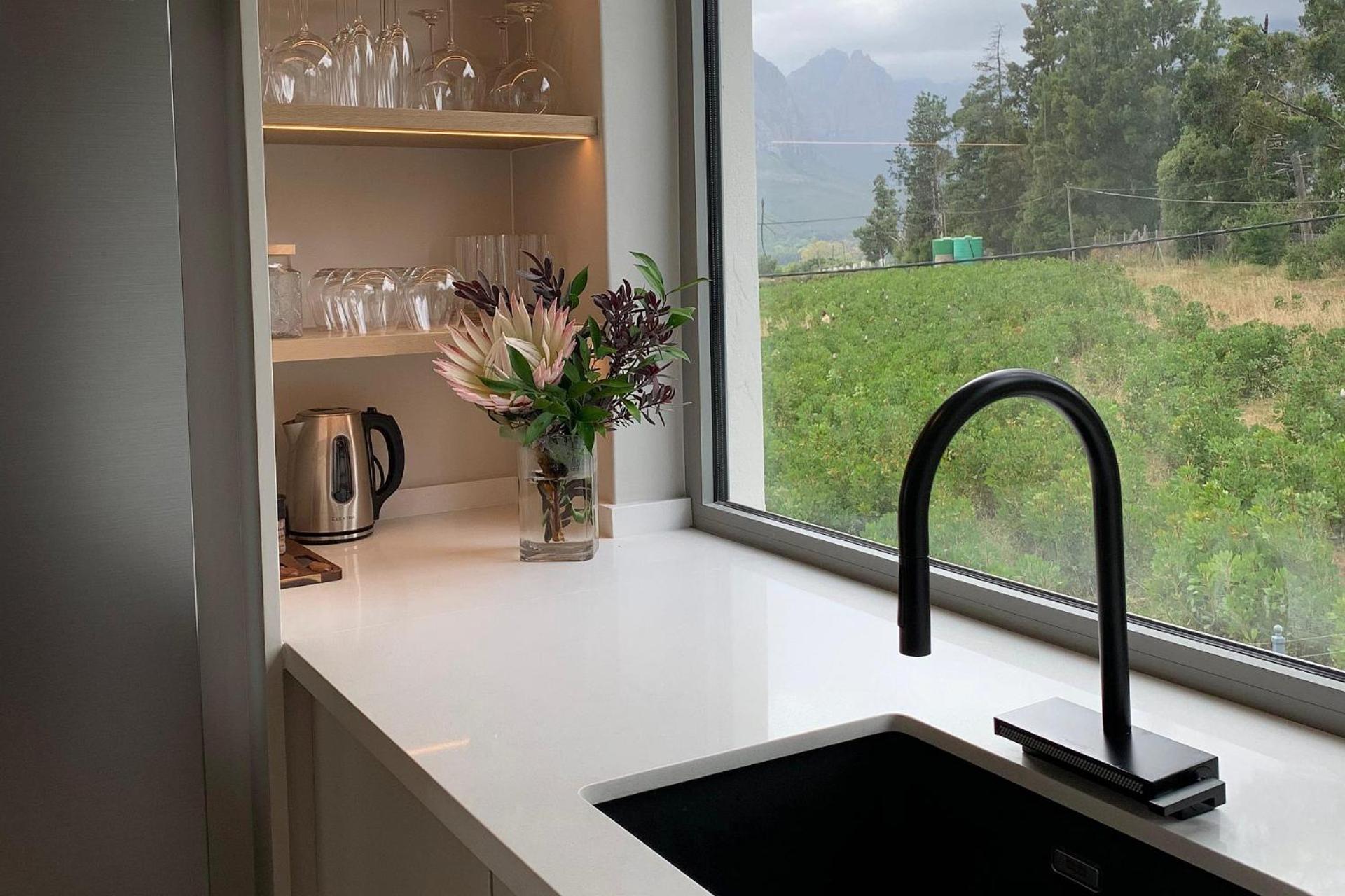 Banhoek Corner Guesthouse Stellenbosch Bagian luar foto